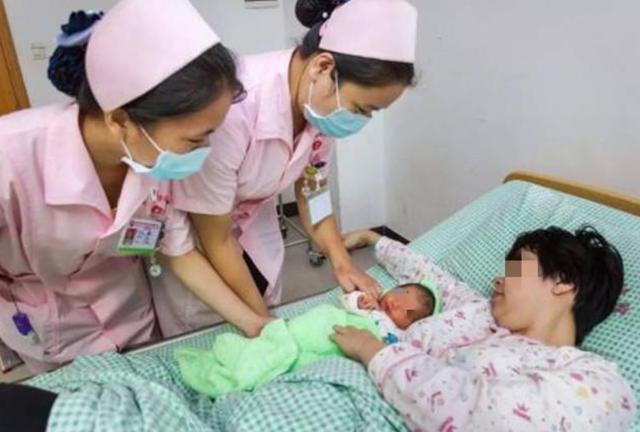#你的育儿经#生完孩子后,医生常问的这2个问题,过来人都明白有多尴尬