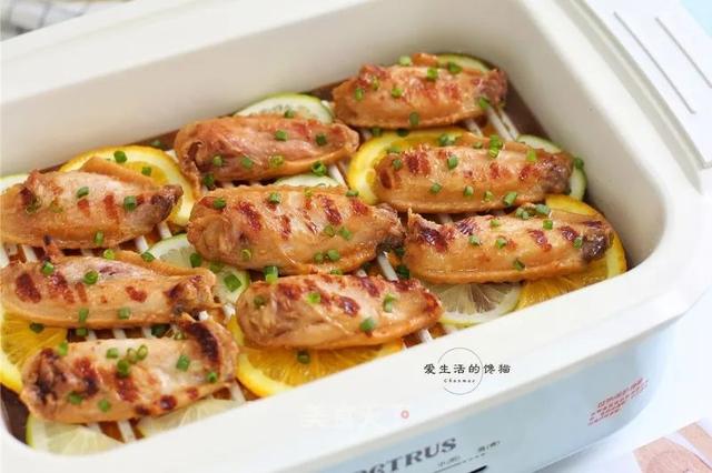 天气凉别再吃冷饮了，试试这道甜品吧！超级好吃又补气血哦