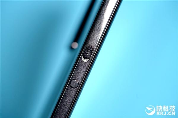 一亿像素四摄 坚果R2开箱图赏：还是那个尖锐异类