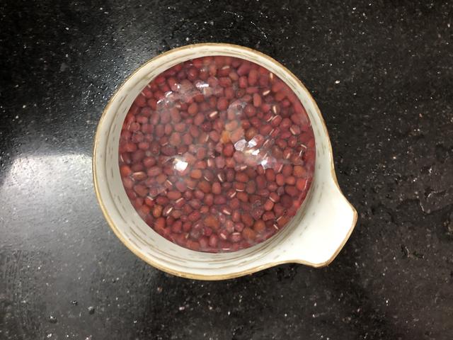 天冷最爱这糖水，5块钱煮一锅，香甜软糯热乎乎，比奶茶更好喝