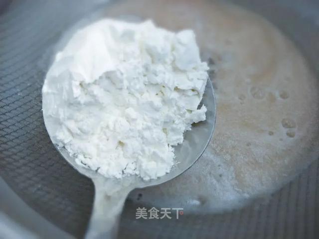 冬季干咳，嗓子疼？来一碗自制的冰糖炖雪梨，润肺止咳，滋润整个冬天