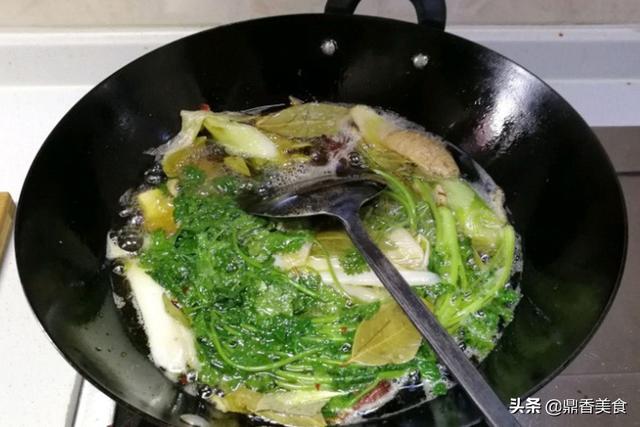 包饺子时，多加这2样，用上这"3招"，饺子饱满多汁，个个鲜香
