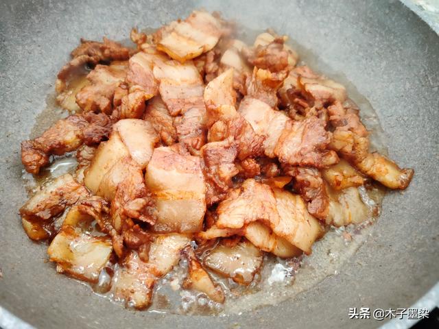 家常回锅肉，简单易学，香辣过瘾，味道不输大饭店