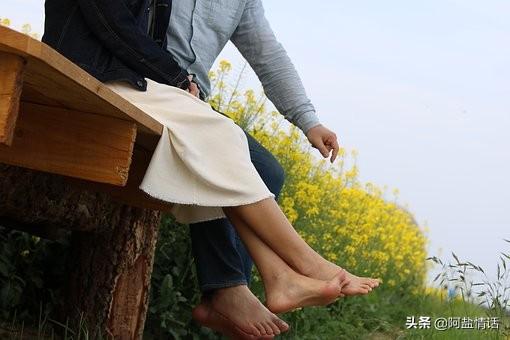 超级宝妈：女子在产房内闯“鬼门关”，婆婆却坚持要顺产：生孩子花这么多钱
