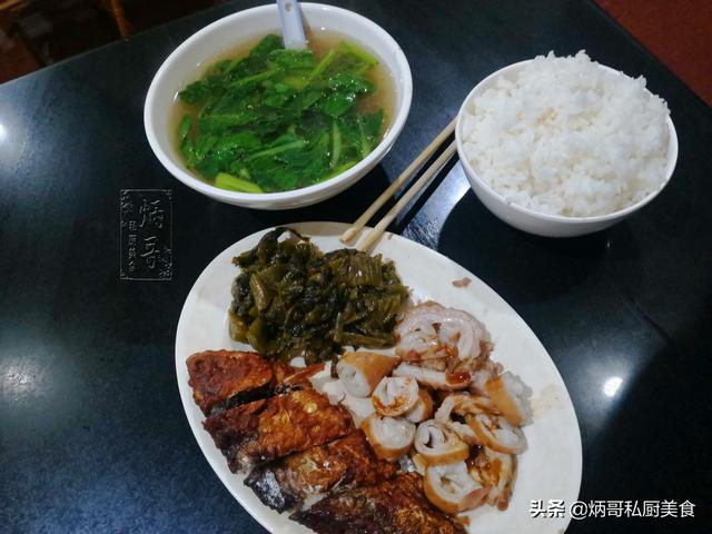 莆田老夫妻开店卖它，小菜随便搭，人均15块，食客：就认这个味
