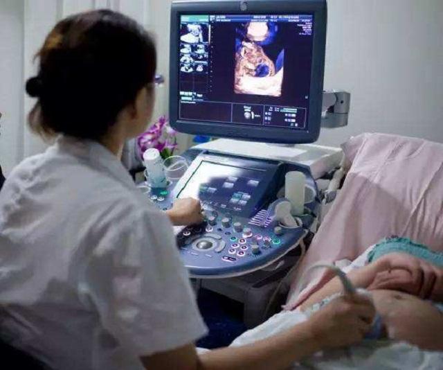 相遇花季|怀孕6个月后，孕肚却逐渐“缩小”，医生给出的解释令孕妇心安
