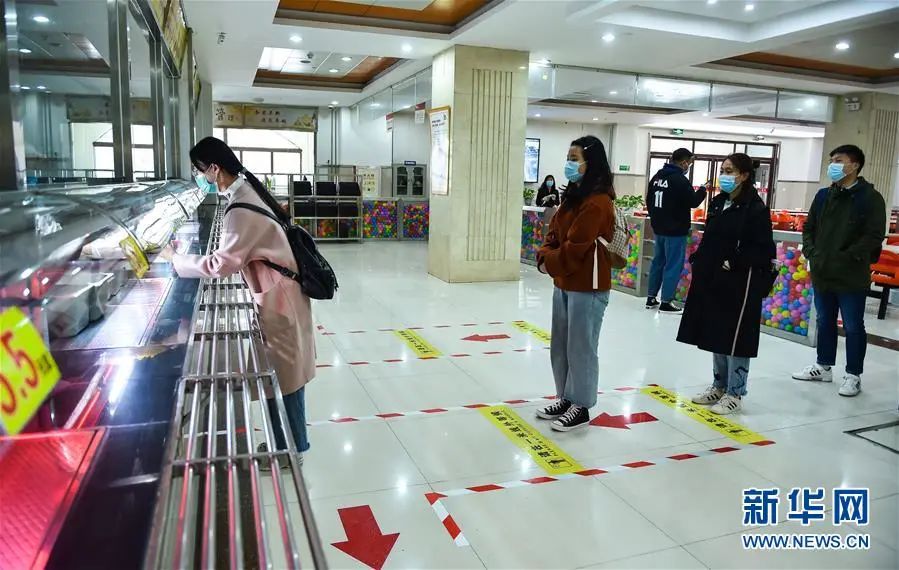 『暖先生格调』这四地首批高校官宣开学时间！