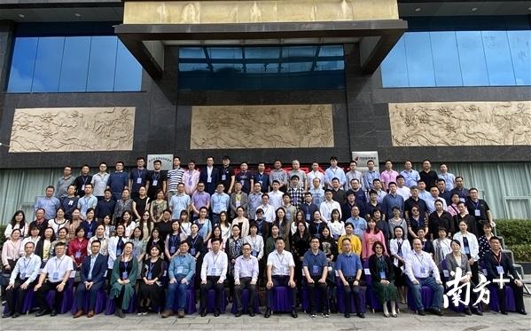 纺织服装VR时代来了！惠州学院迎行业盛会，52所高校参加