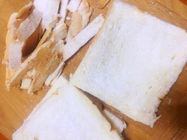 吐司新吃法，加入火腿和鸡蛋，轻松搞定营养早餐