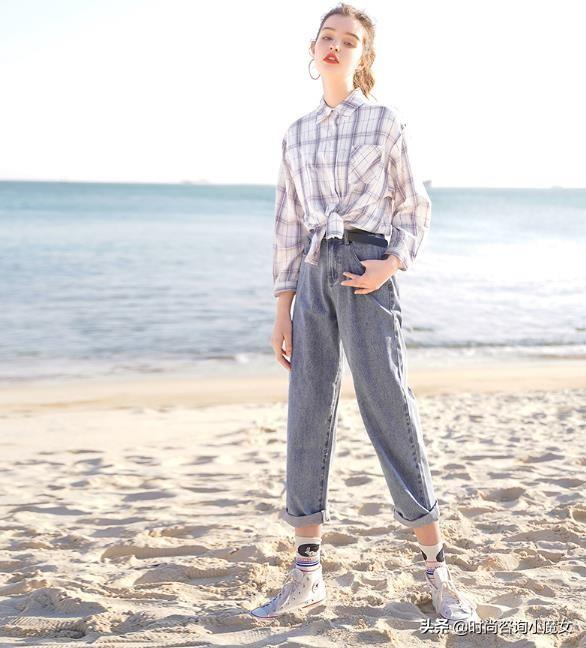 最时尚觉得穿格子衬衫太古板了吗？这样穿，青春显活力哦