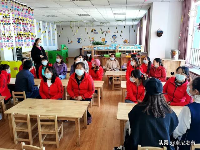 你的育儿经|卓尼幼儿园开园啦！直击“神兽归园”第一现场！