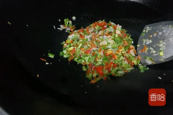 豆腐和鸡蛋这新吃法，炒一锅米饭不够吃，三两下就做好