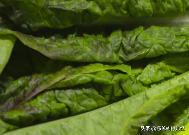 分享一款莴笋叶咸肉焖饭，荤素搭配，美味营养，孩子爱吃的主食