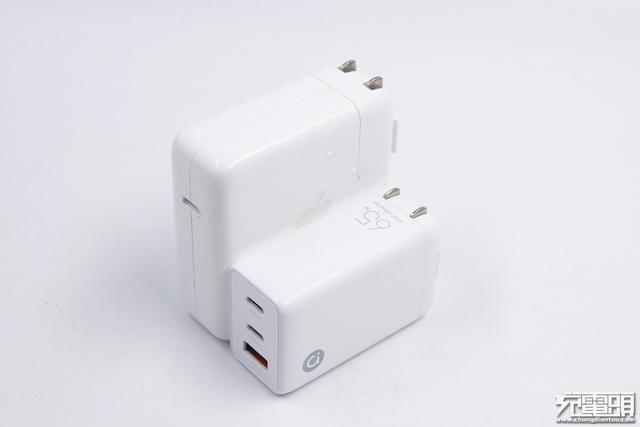 华硕首款氮化镓快充曝光：65W、2C1A、支持功率盲插