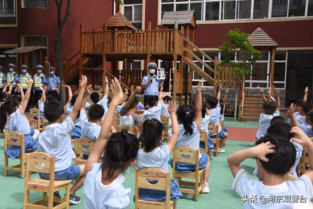 凉年|永济交警多形式开展幼儿安全守护教育活动