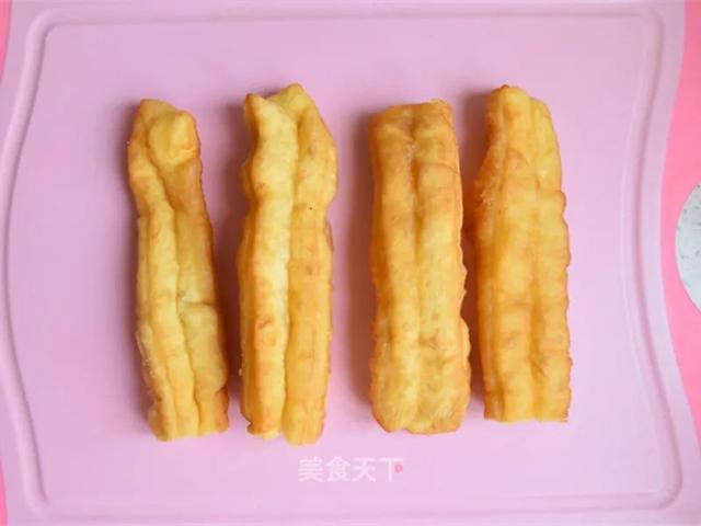 大葱鸡蛋这样炒，做法简单又家常，香嫩美味，是绝佳的下饭菜