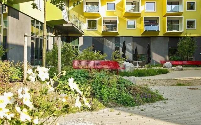 丹麦奥雷斯塔德护理之家：咖啡厅、景观房，老人住养老院是享受