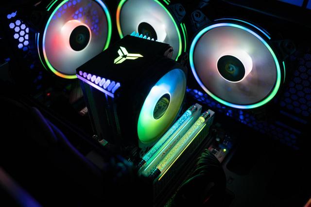 最高可达4200Mhz，小白还不会超频？跟着我学超频思路