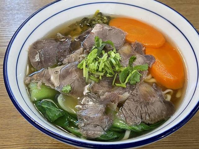 牛肉|一天卖出上百斤牛肉！益乐路这家温州“牛