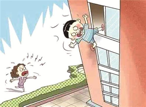 你的育儿经▲3岁男童10楼坠落奇迹生还 医生提醒：加强儿童危险防范