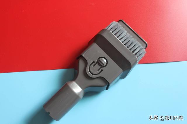 智能除尘吸力大，能吸能拖一体化！小狗T12 Pro无线吸尘器