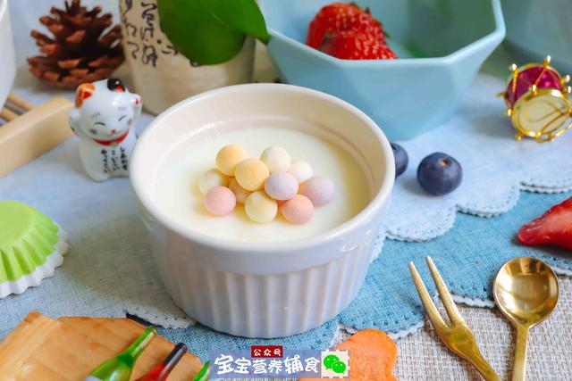 超级宝妈@只需4种食材，3步就搞定！网红甜品在家做，好吃到飞起~宝宝辅食