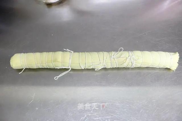 卤五香豆皮肉卷：肉香浓郁，解馋又下饭