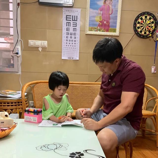 超级宝妈|泉州丰泽：「学前教育宣传月」给孩子一段一对一的特殊时光——“特殊的时光，不一样的陪伴”家长征文
