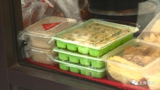价格|鲜鲜鲜！老半斋刀鱼汁面上市！馄饨芯子也卖爆了