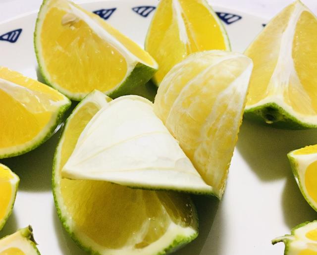 寒冷的冬季，有哪些水果是值得一吃的？这些水果物美价廉值得一试