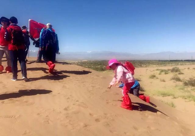 你的育儿经:巧妙实施“挫折教育”,鼓励孩子勇敢攀登,成长路上勇往直前