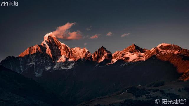 世界那么大:摄影师眼中的“四姑娘”山,晚上还能看流星