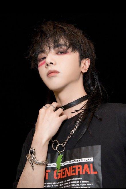 形同陌路|音乐之外,外形也不能落下,郎朗:整个人都Rock了起来