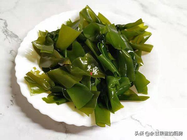 鸡腿|砂锅菜最爱这一道了，食材丰富，炖一炖上桌，全家人都爱吃