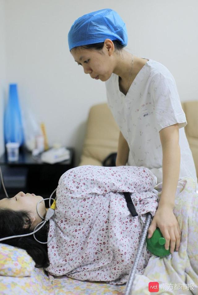 『你的育儿经』宝妈这种痛连大小便都要人协助，专家提醒产后大腿根儿疼要当心