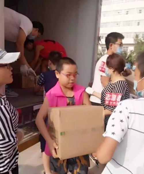 你的育儿经：教育男孩子从小做起！家长坚持5个原则，孩子长大后更阳光有担当