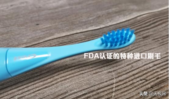 超级宝妈：智能Q趣童谣伴刷牙 佳洁士S7000K智能音乐儿童电动牙刷评测