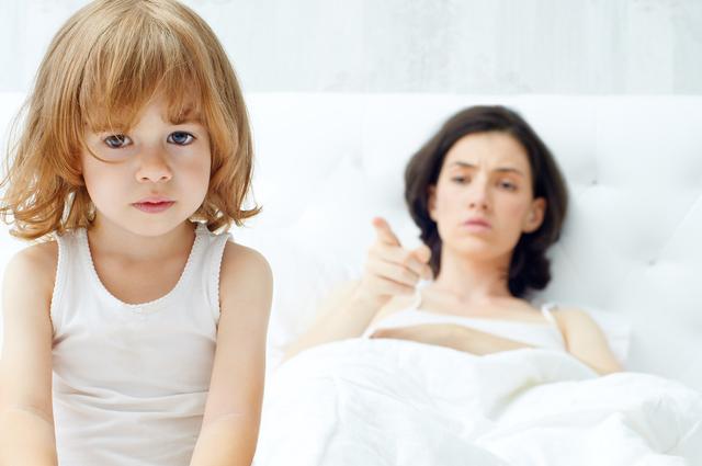 [超级宝妈]“妈妈，你咆哮的样子好丑！”易怒的妈妈，养不出幸福的孩子