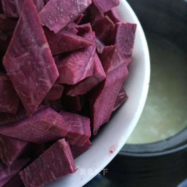 吃了几十年糯米，这种做法还是头一次见！软糯美味，老人小孩都喜欢