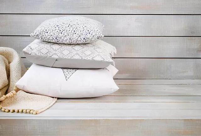 暴晒|清洗床上用品很麻烦？教你几个妙招，干净又除螨