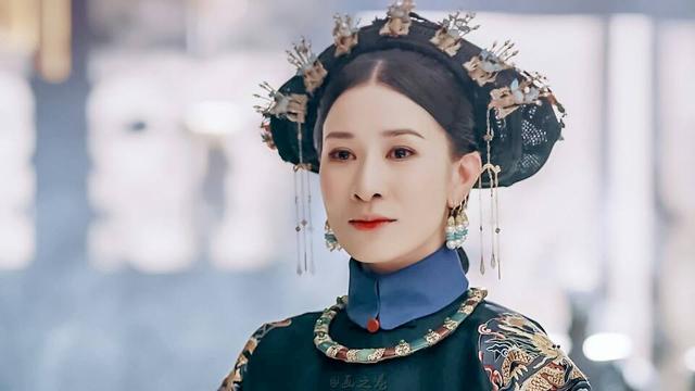 欧阳震华佘诗曼神仙友情!连续九年为其庆生,叫娘亲只为逗她开心|fun娱乐