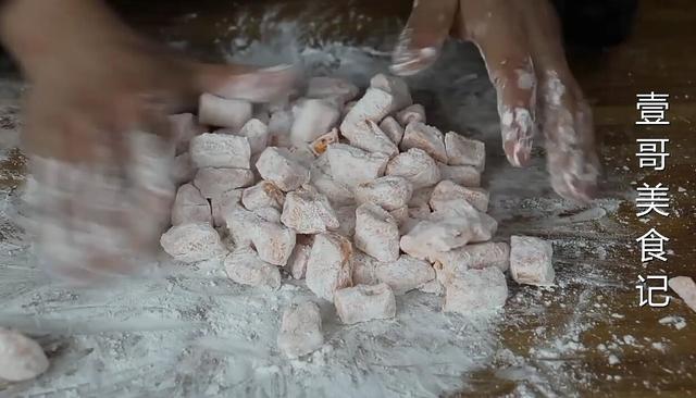 吃了几十年的胡萝卜，这种新做法还是头一次见，太解馋了