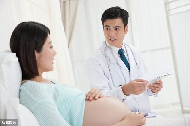 「你的育儿经」孕妇肚子里有2个胎儿，正开心，医生却说不是双胞胎