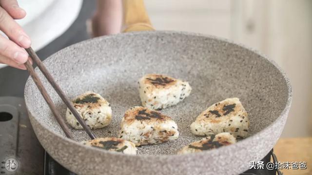 超级宝妈:孩子不爱吃米饭?试试这样做,做出来的口感让人食指大动~