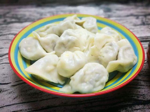 冷天吃它正合适，咬一口唇齿留香，比吃肉还过瘾，营养美味又解馋