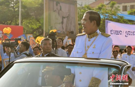 特区|洪森祝贺西哈努克港经济特区取得的发展成果