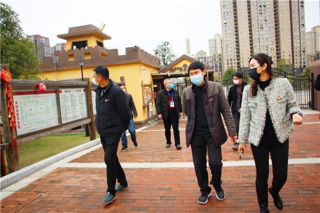 【你的育儿经】建阳区教育局领导到实验幼儿园督导校园疫情防控和开学准备工作
