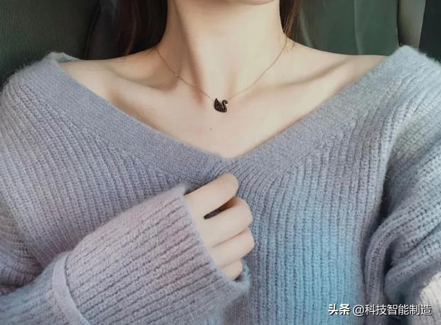 时尚探究社施华洛世奇火了125年的奢侈品牌，人造玻璃，价格却堪比天然水晶