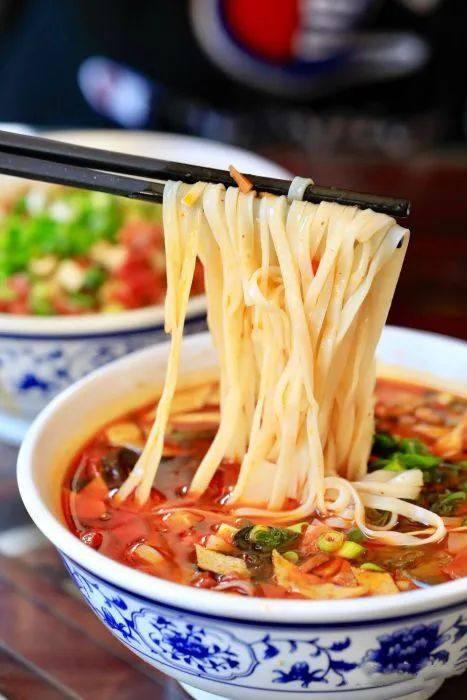 宝鸡美食霸屏央视黄金档！《装台》里的味道咱都有