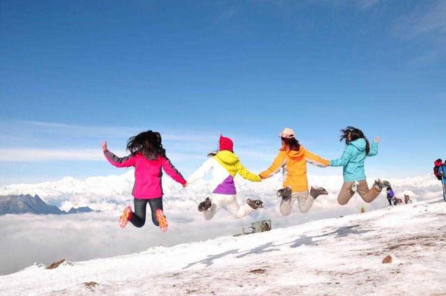 「趣旅游」带你去看四川最美的云海瀑布(附旅行必备清单)